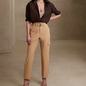 Banana Republic slim refined stretch cargo pants
